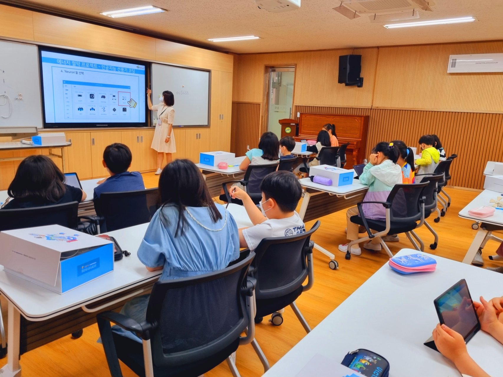 서울 미래초등학교 렌쥴리 인공지능 미래교실 스마트 팜 탄소중립 코딩체험교육 