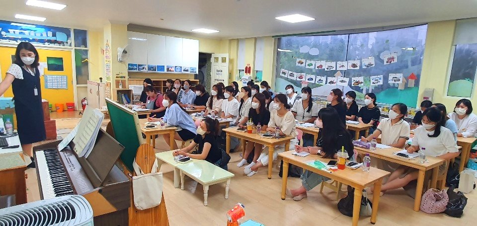 렌쥴리 웃는그림프로젝트 대구지역 16개 유치원 어린이집 교사연수