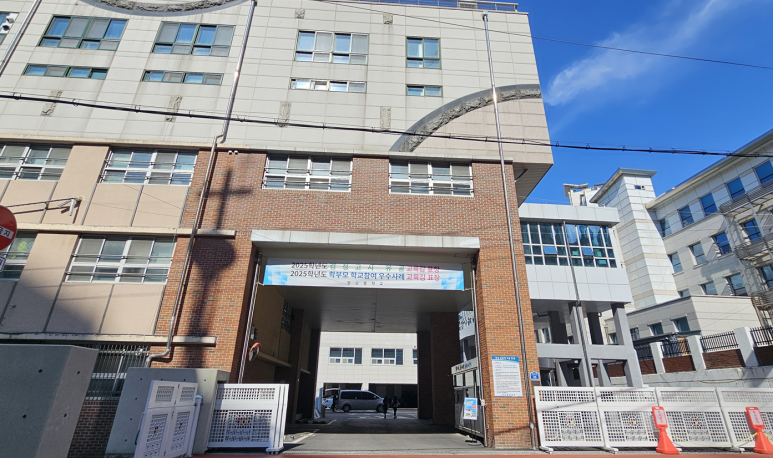장승중학교 에듀케어봇 납품 및 사용자 교육 진행